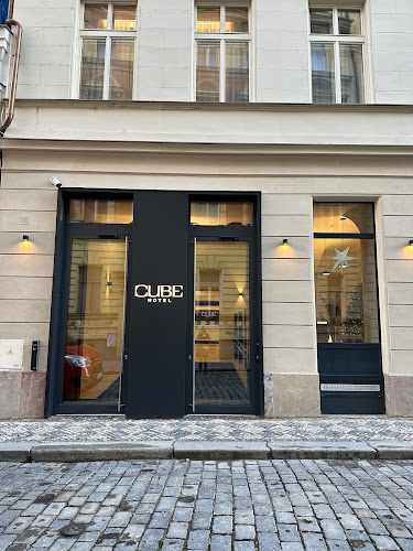 Hotel Cube